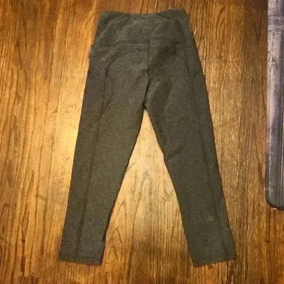 The Northface leggings size small - Picture 3 of 4